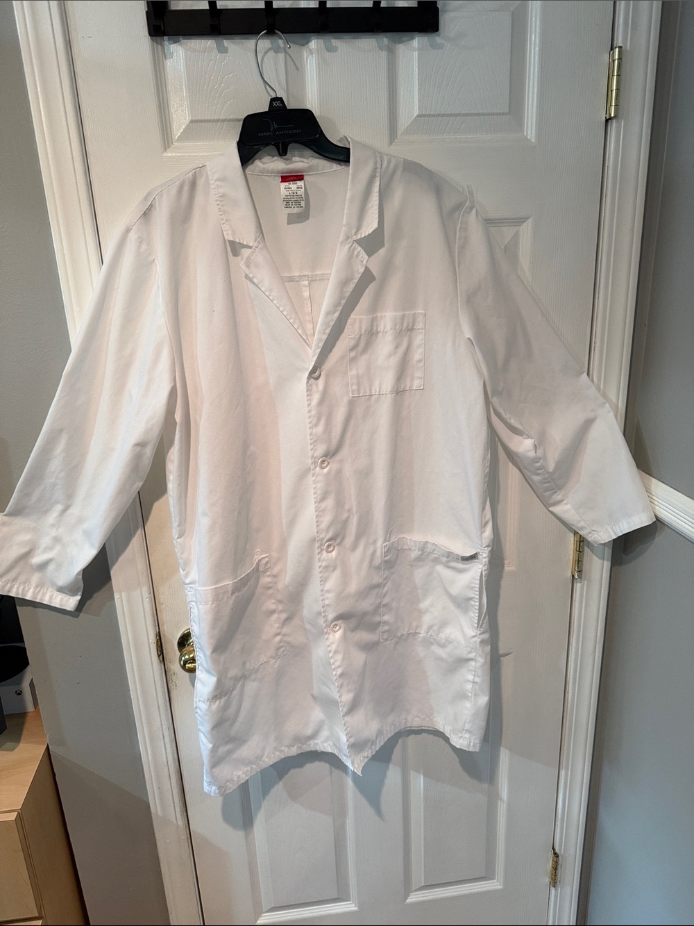 Dickies White Lab Jacket Uniform size Large- Men's